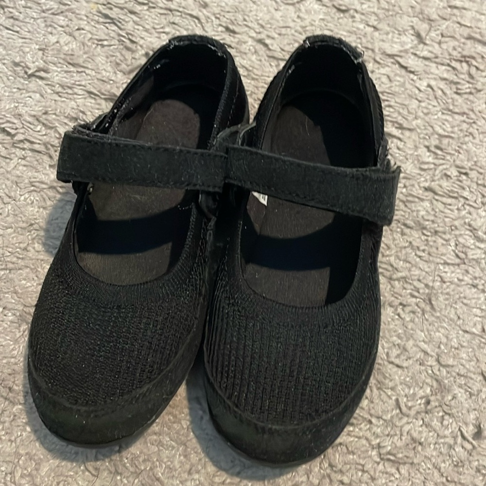 Lands' End Girl's  Black Mary Janes sz 11 M Dress Soft Shoes